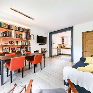 Designer Flat In Bethnal London
