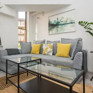 Modern & Spacious 2bd In Limehouse London